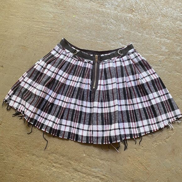 Tripp nyc Dresses & Skirts - Current Mood Trip Nyc Style Skirt Womens Size XL Plaid Black White Red Grunge